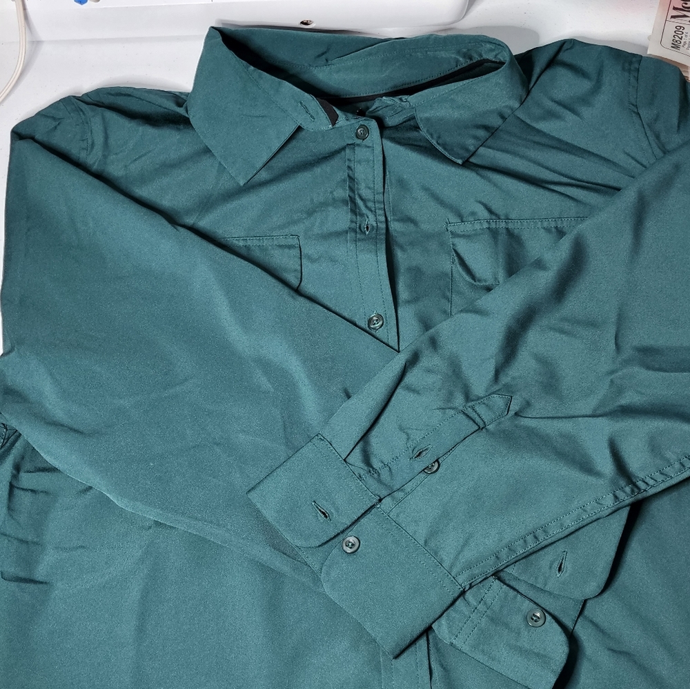 Ryan Wythe Women's 3X Dark Green Button Up Dress Shirt